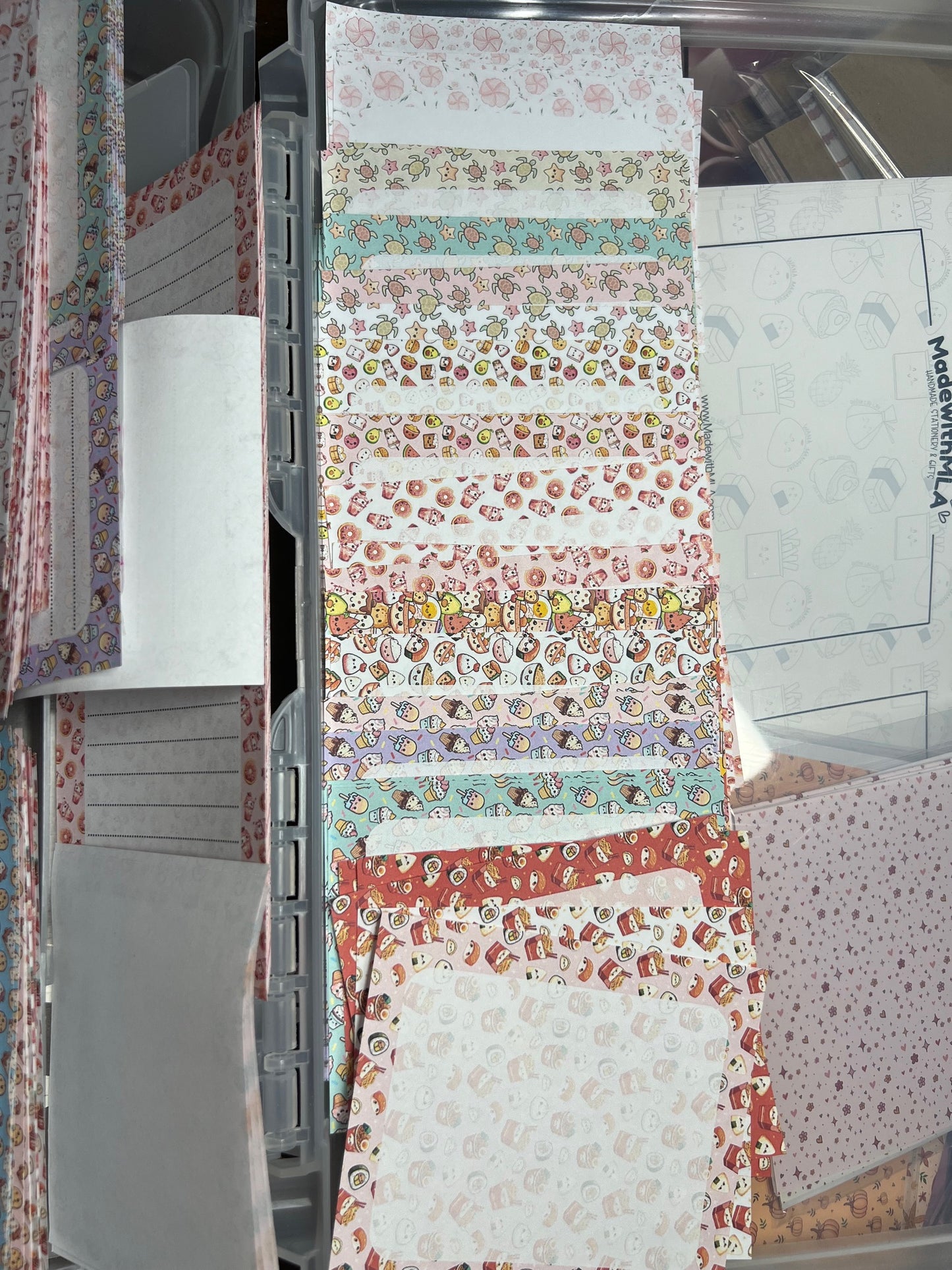 Assorted Loose Sheet Set